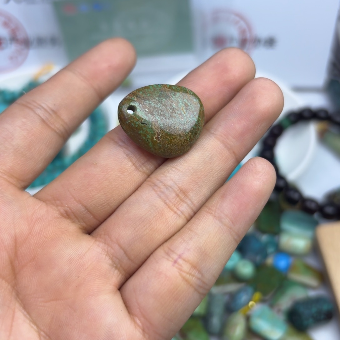 南红玛瑙未镶嵌绿松石