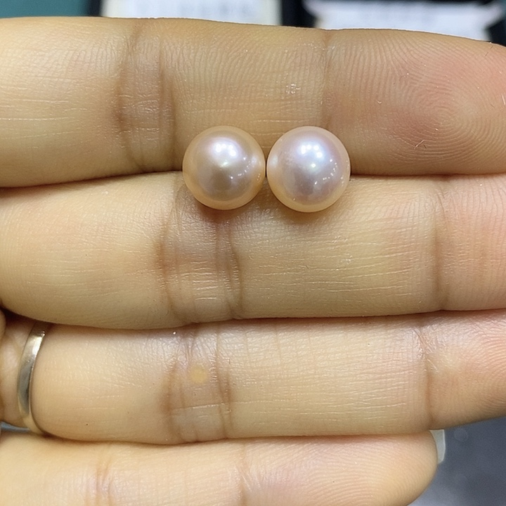 淡水珍珠耳饰银S925镶嵌8mm，有瑕疵