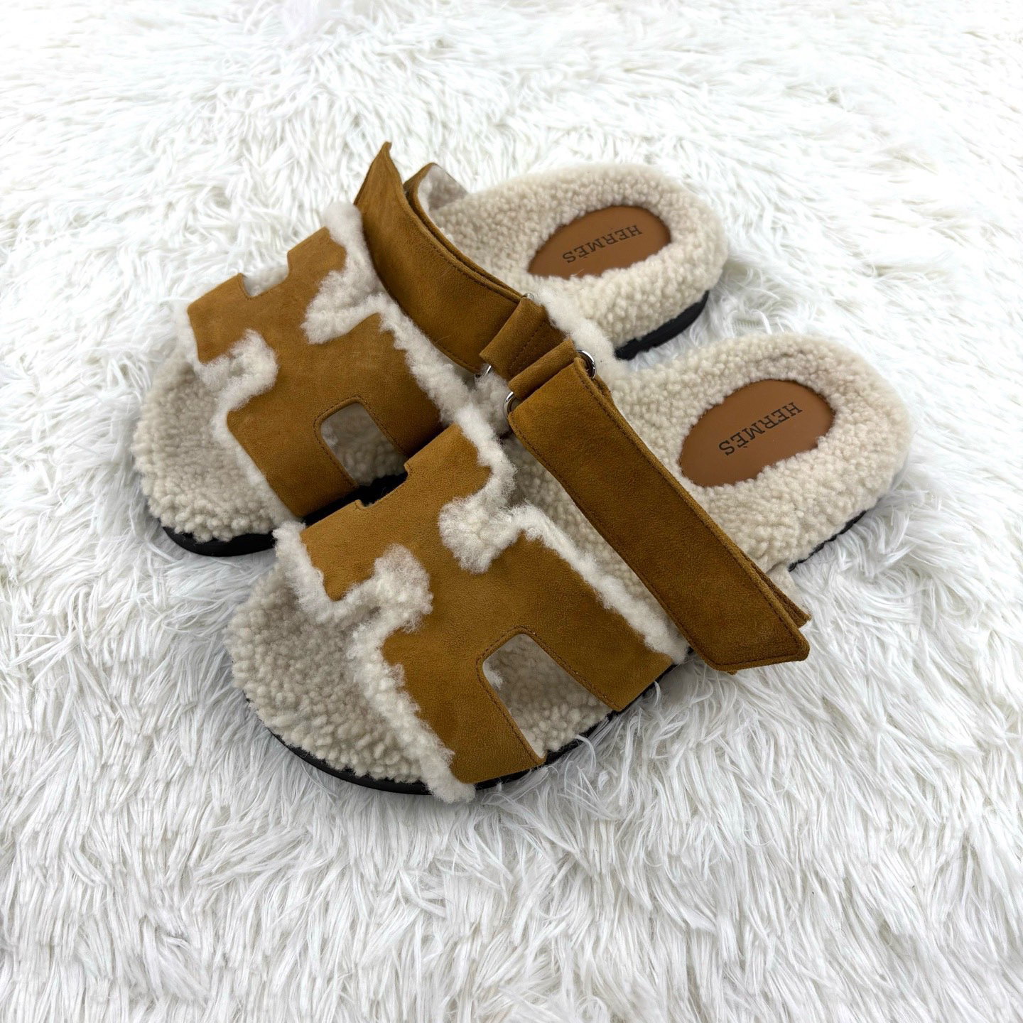 99新 Hermes/爱马仕 泰迪绒面棕色一字拖鞋36码（原盒）14049122