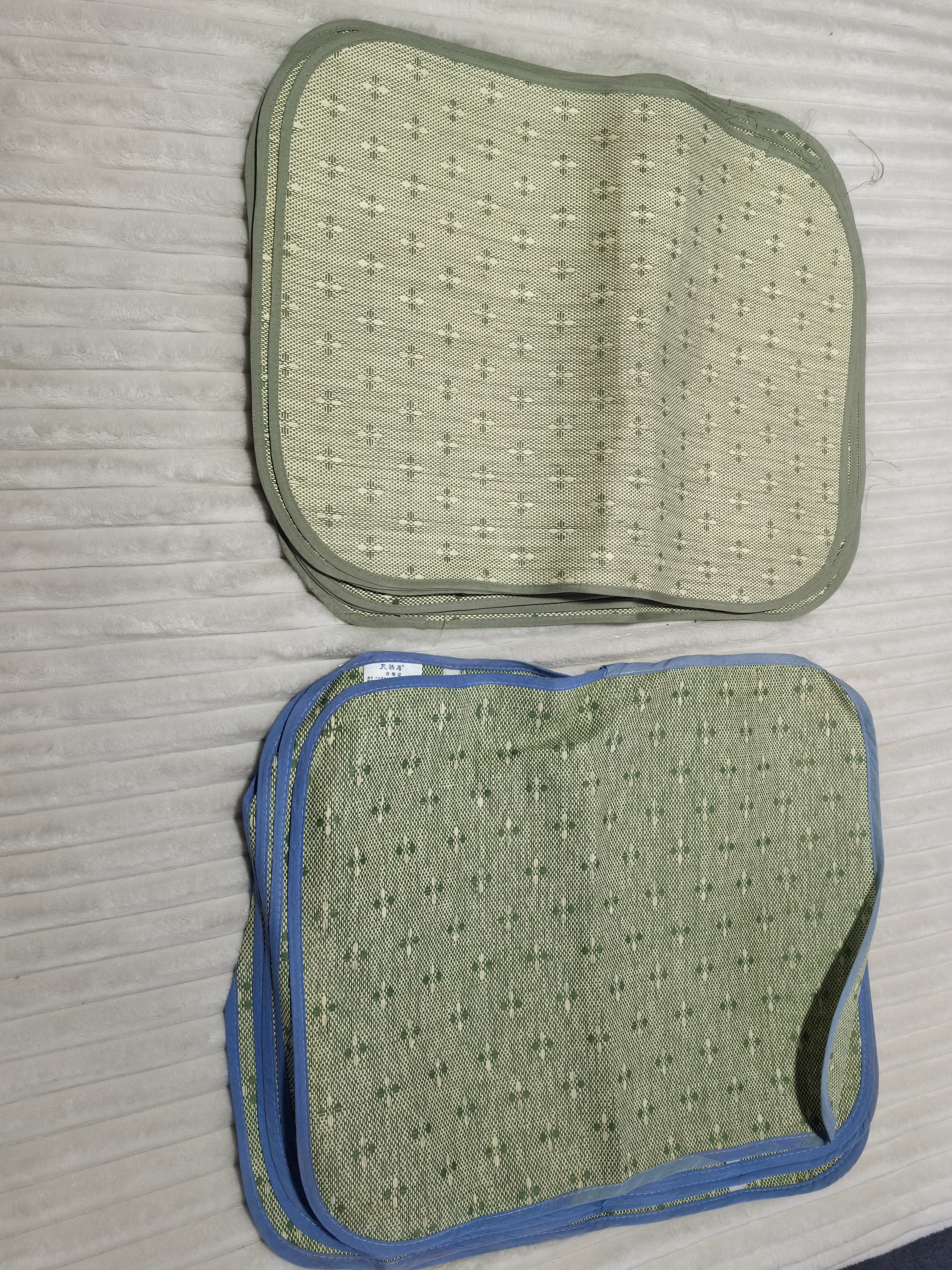 小华约45*60雅草枕片枕巾发3对颜色不挑微瑕