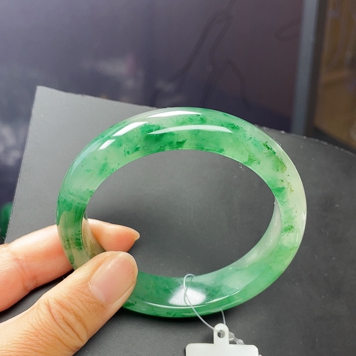 未镶嵌手镯石英质玉国**姨瑶62