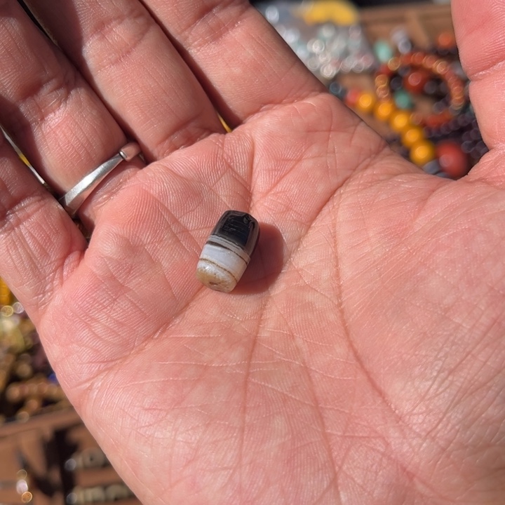 玛瑙/玉髓颈饰未镶嵌锋*