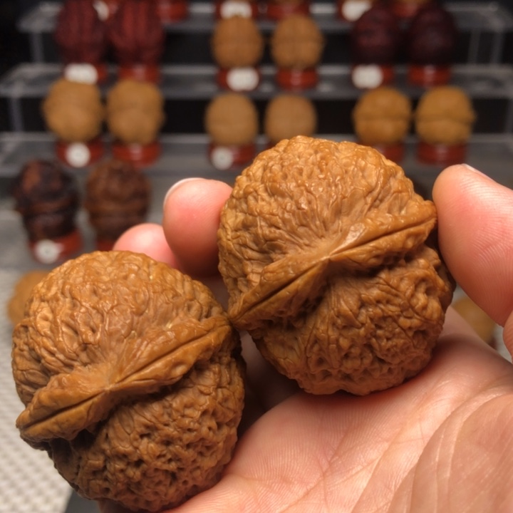 星***航把件文玩核桃150罗汉头