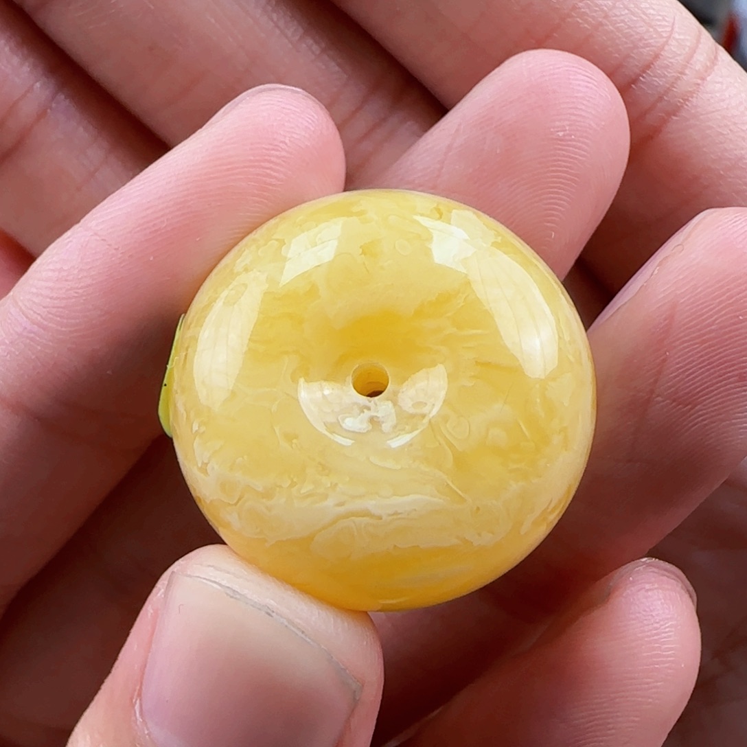 琥珀裸石未镶嵌蜜蜡