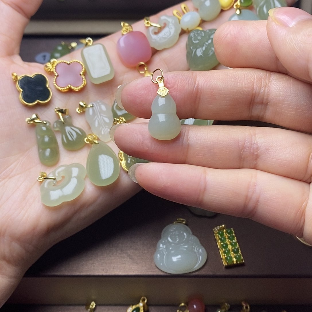 和田玉颈饰银S925镶嵌