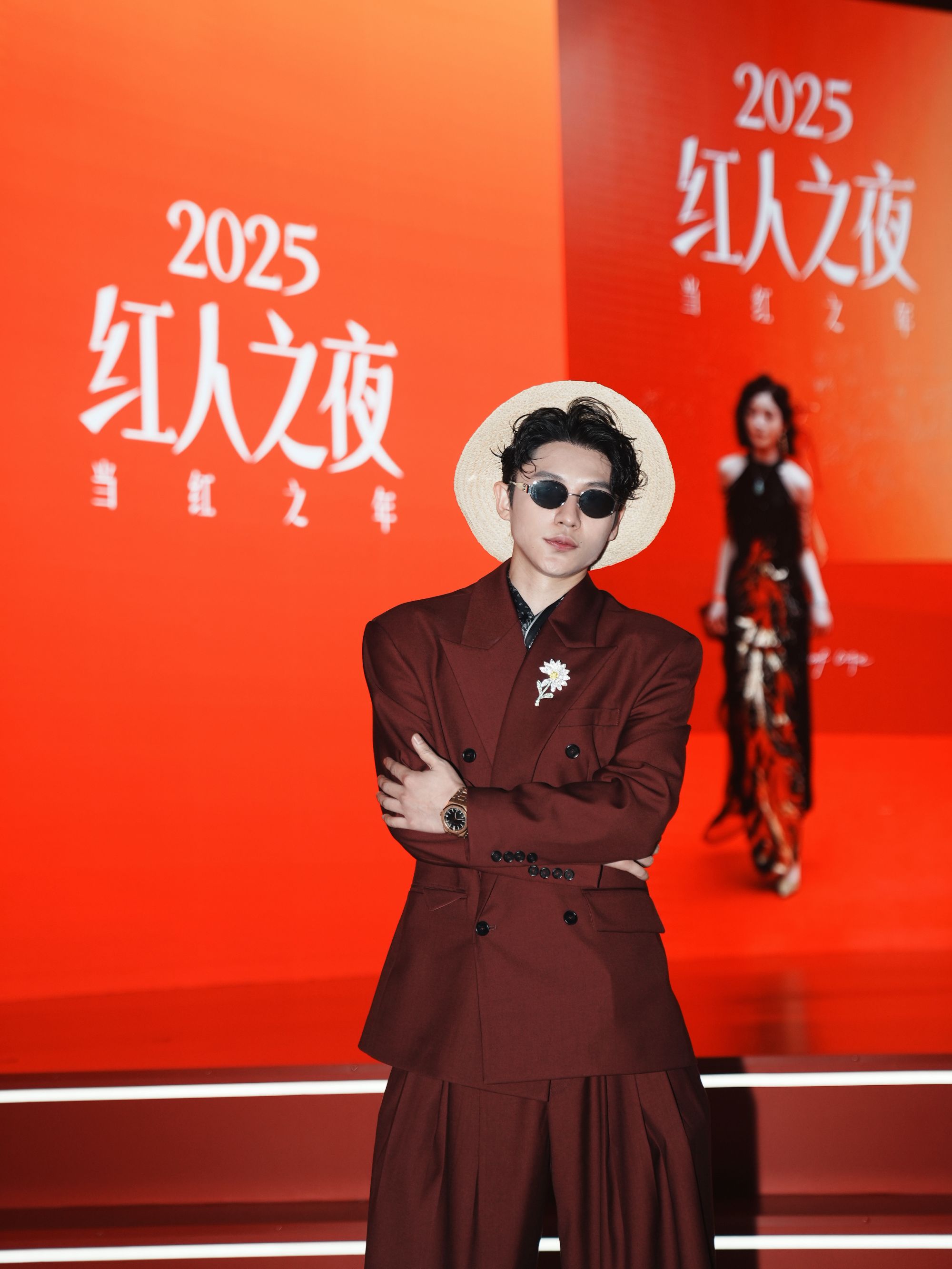 【FANG BH】男士秀场时尚纯色优雅腔调倒三角设计感收腰西服套装