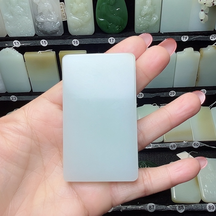 和田玉挂件未镶嵌生****孙