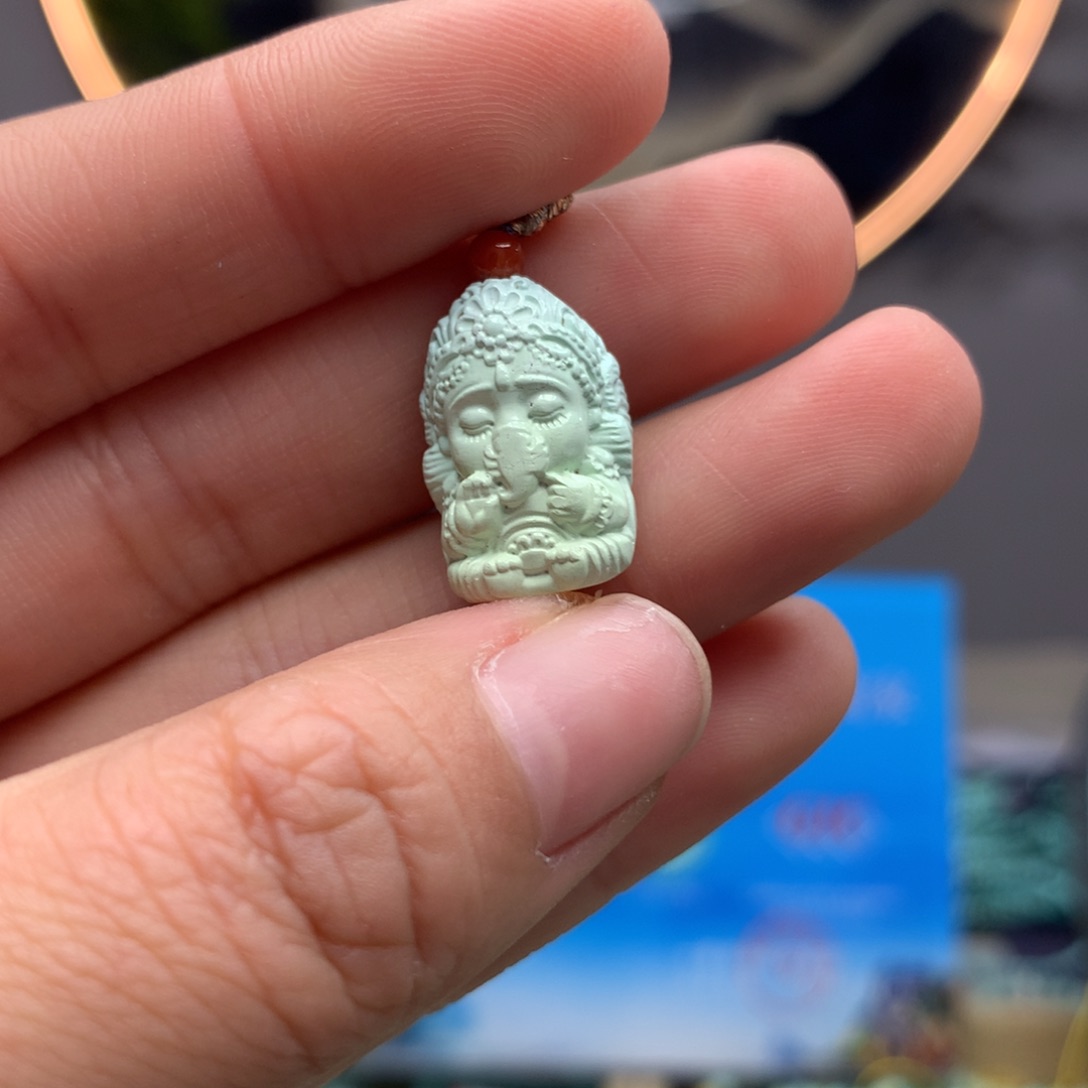 绿松石挂件未镶嵌