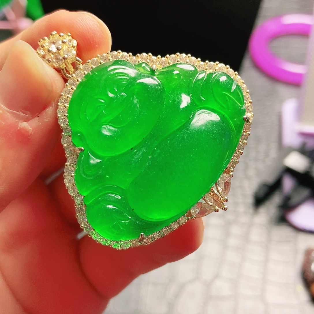 翡翠14K金镶嵌颈饰吊坠