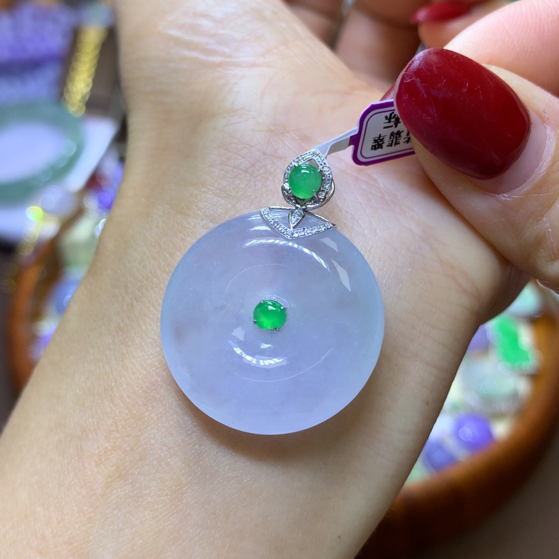 【闪购商品】翡翠颈饰18K金镶嵌翡翠