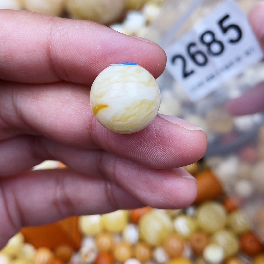 未镶嵌蜜蜡珠宝奇石粉15.5