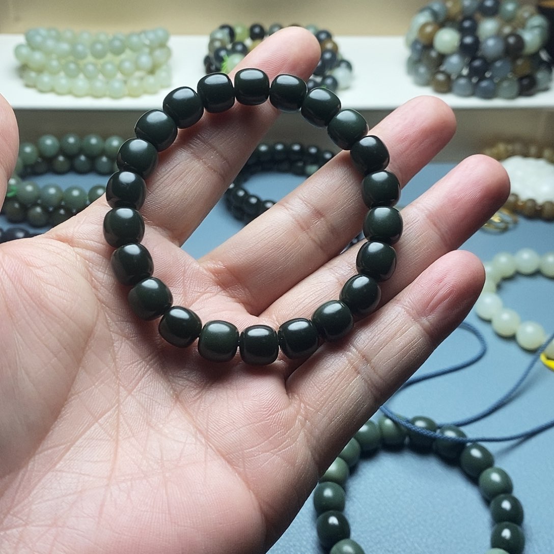 和田玉未镶嵌手链