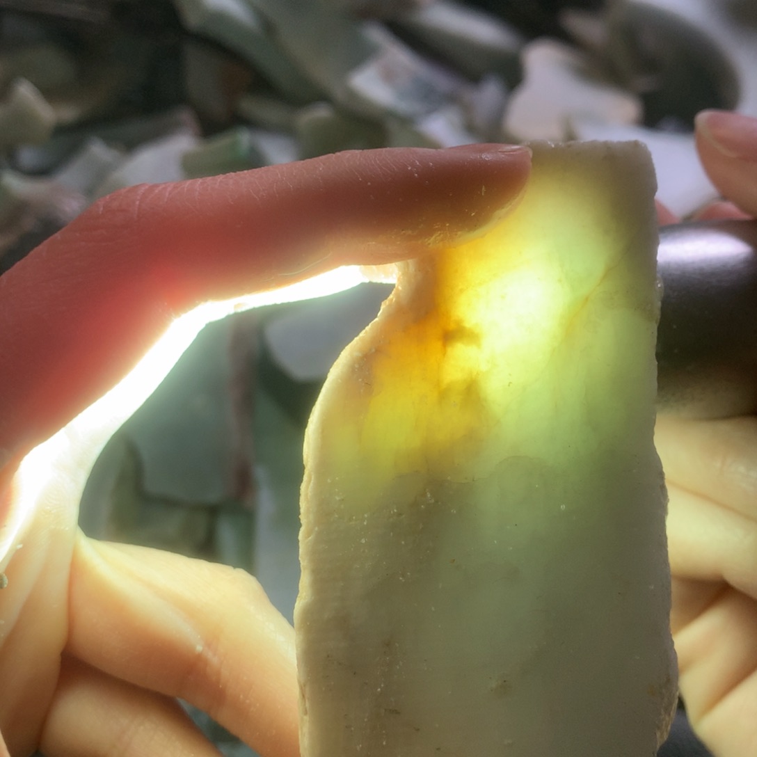 翡翠颈饰未镶嵌缅甸翡翠