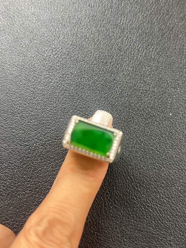 天然翡翠A货 男式马鞍戒指 S925银镶