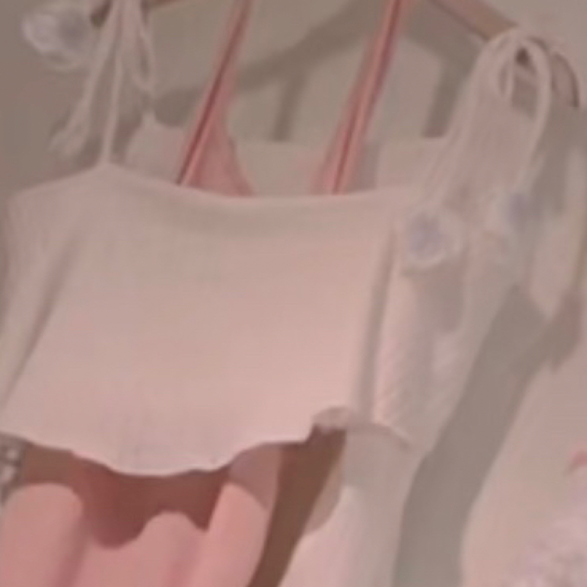 夏季带胸垫修身美背吊带背心女短款内搭外穿纯欲百搭