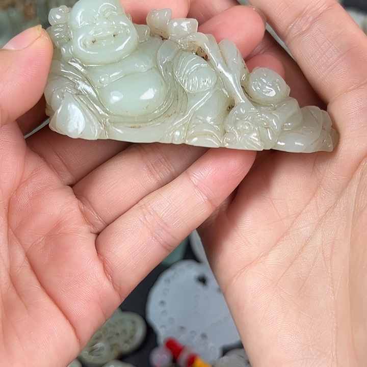 新***校未镶嵌和田玉摆件