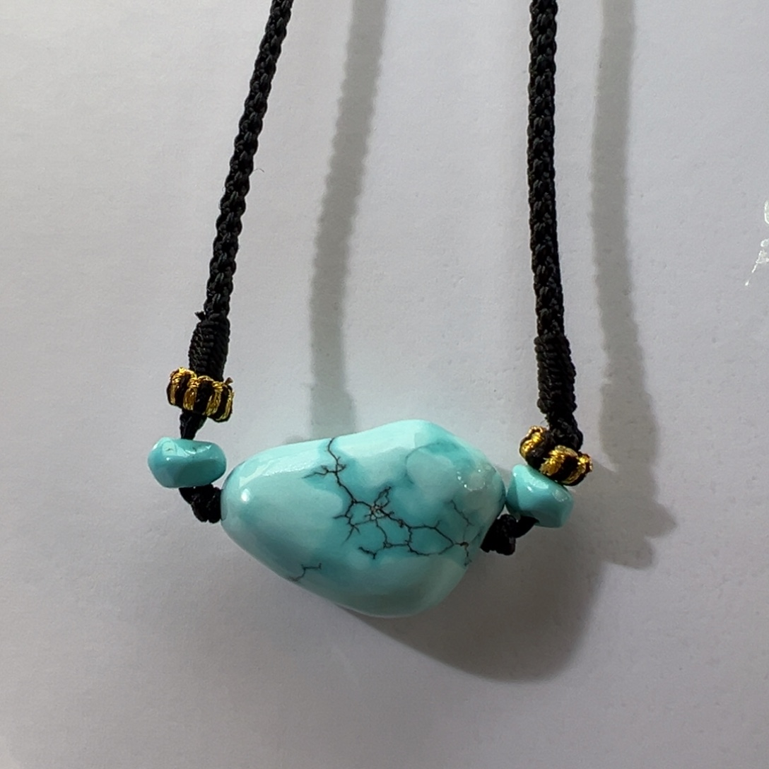 绿松石未镶嵌挂件