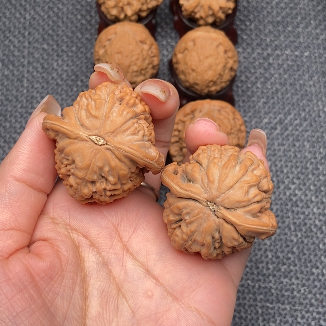 不***字吊坠文玩核桃莲花