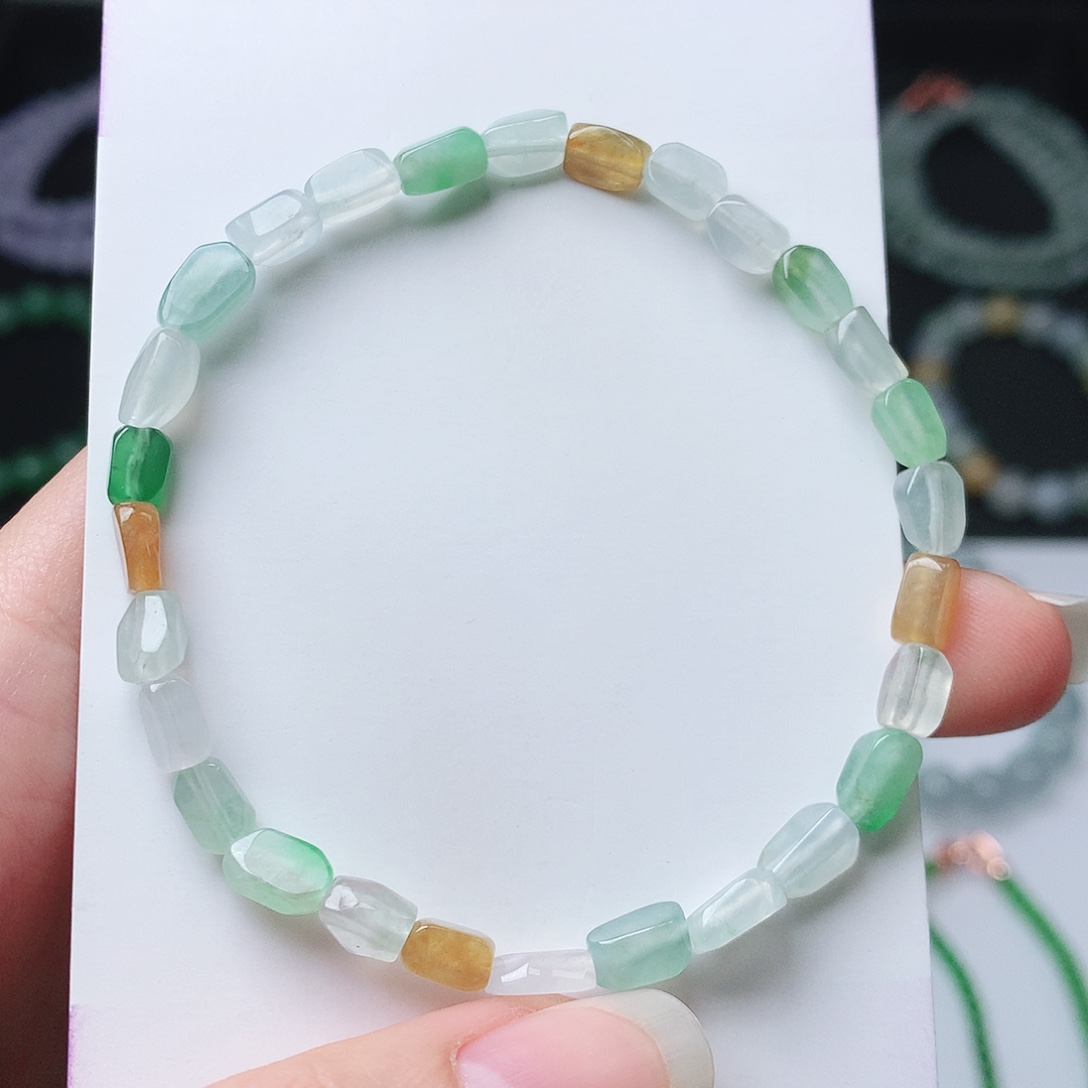 翡翠未镶嵌手链翡翠