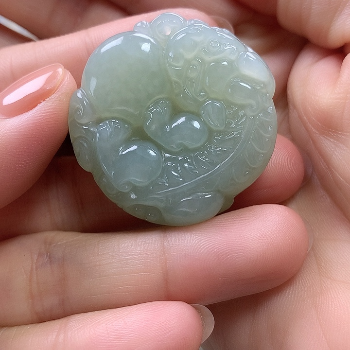 颈饰未镶嵌和田玉