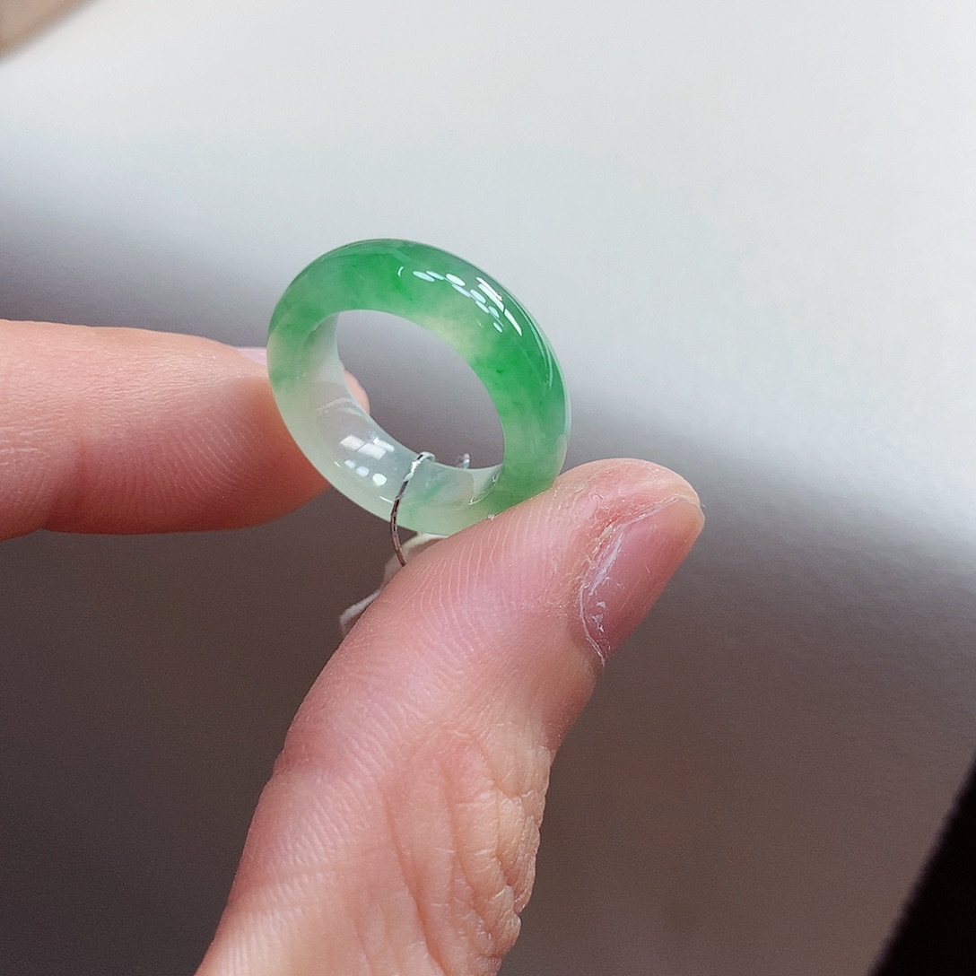 翡翠戒指未镶嵌5号