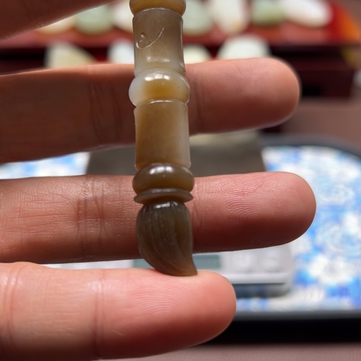 爱***和田玉未镶嵌颈饰