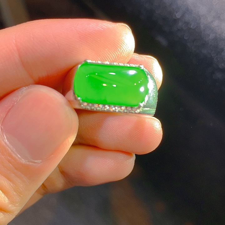 【闪购商品】翡翠颈饰银S925镶嵌翡翠