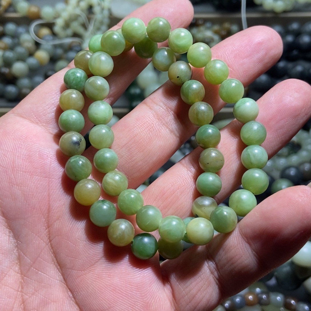 项链未镶嵌和田玉（糖玉）