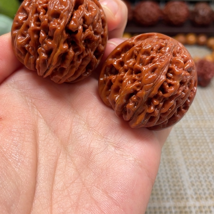 8***人桃核把件四座楼文玩核桃