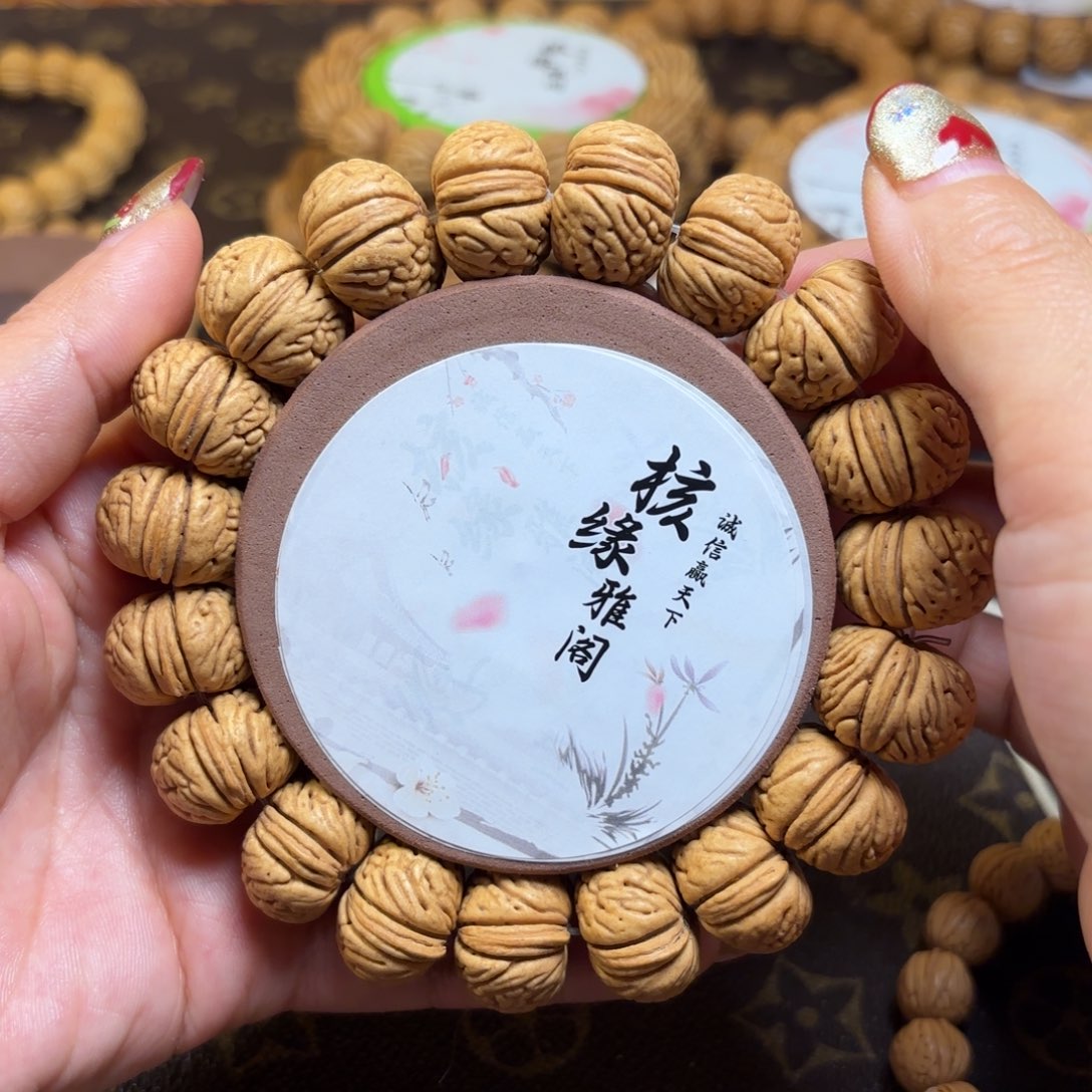 白***光手串桃核夹板桃核19