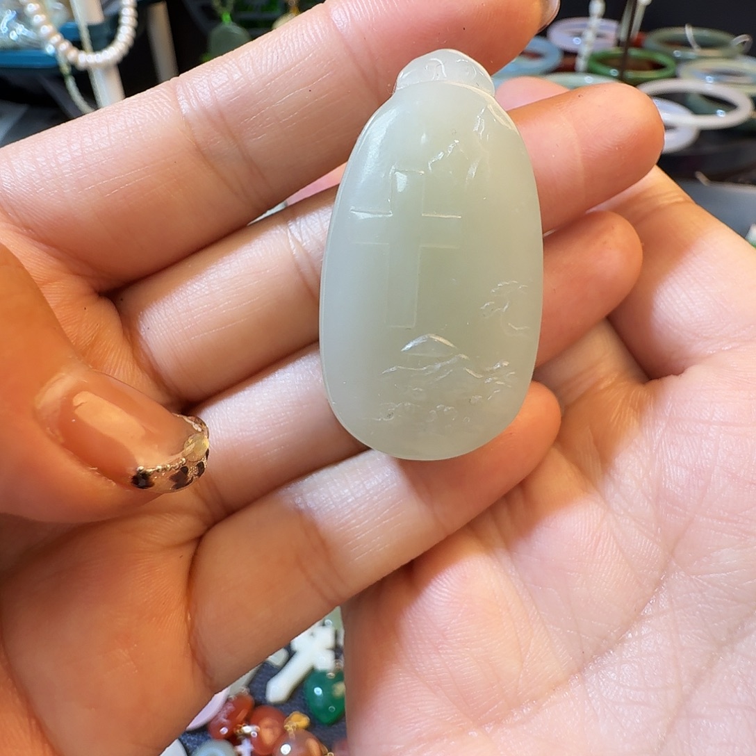 和田玉未镶嵌颈饰