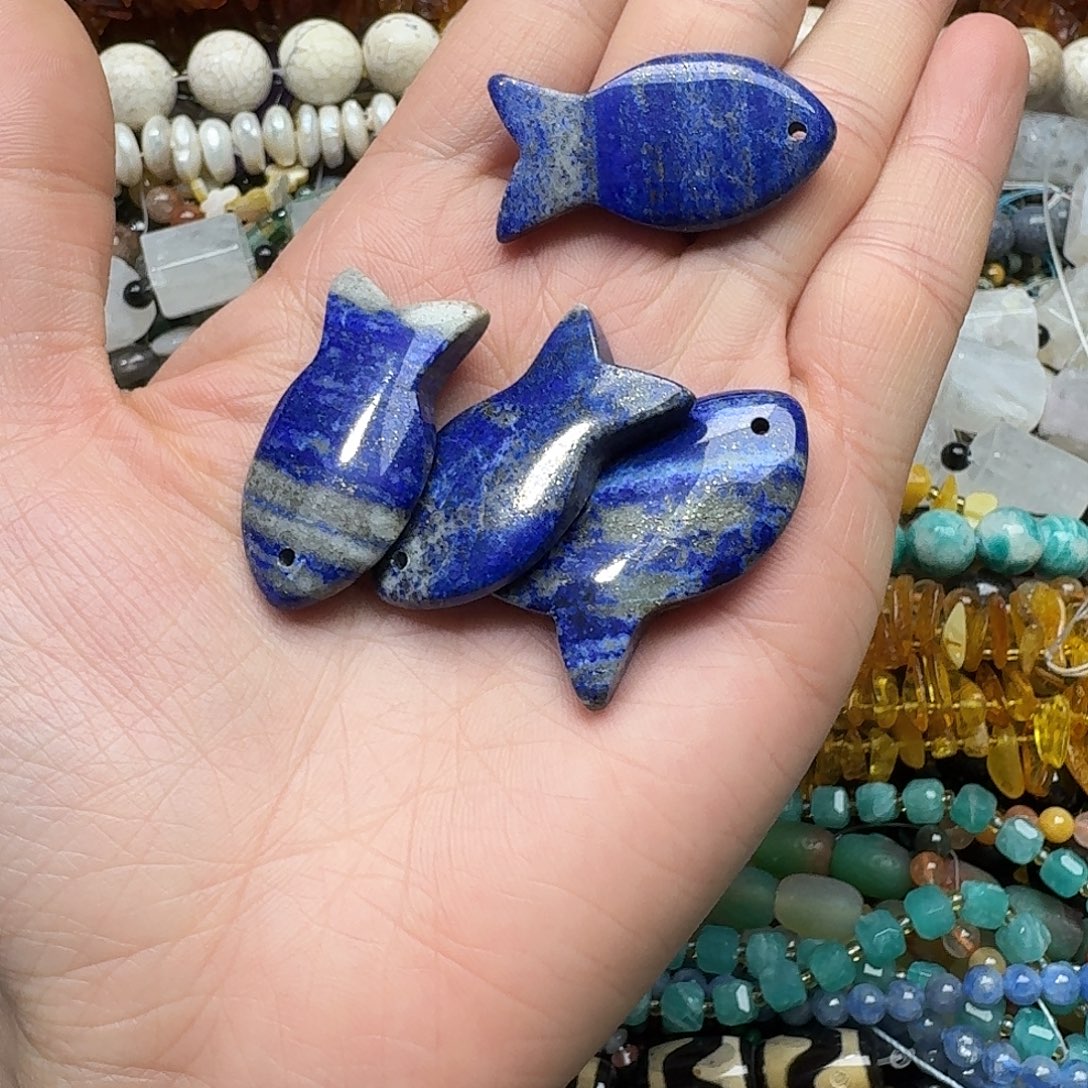 玛瑙/玉髓合金珠宝半成品一个20x40m青金石吊坠