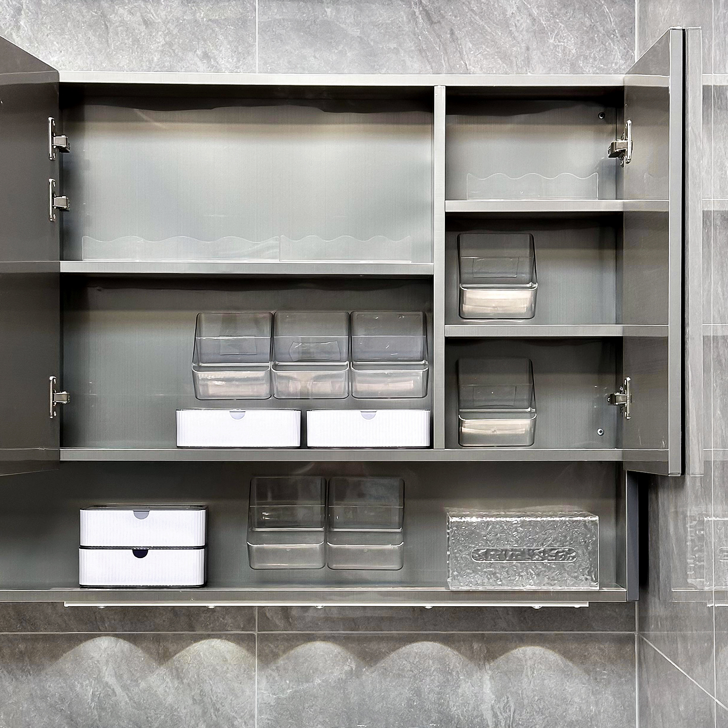 卫生间镜柜内收纳盒洗手间壁挂小尺寸化妆品卸妆棉口红斜口整理盒