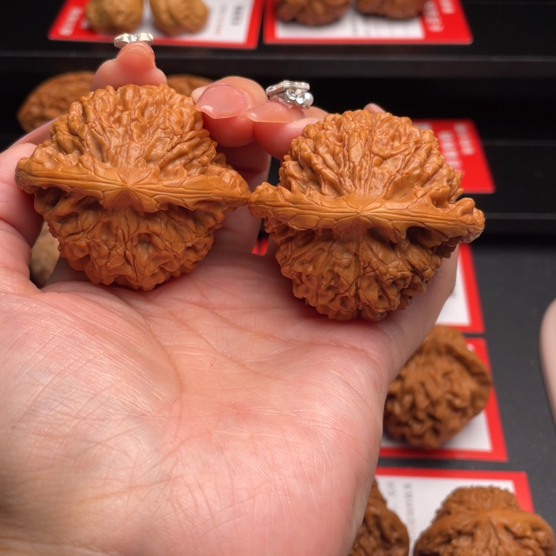 文玩核桃把件官帽50