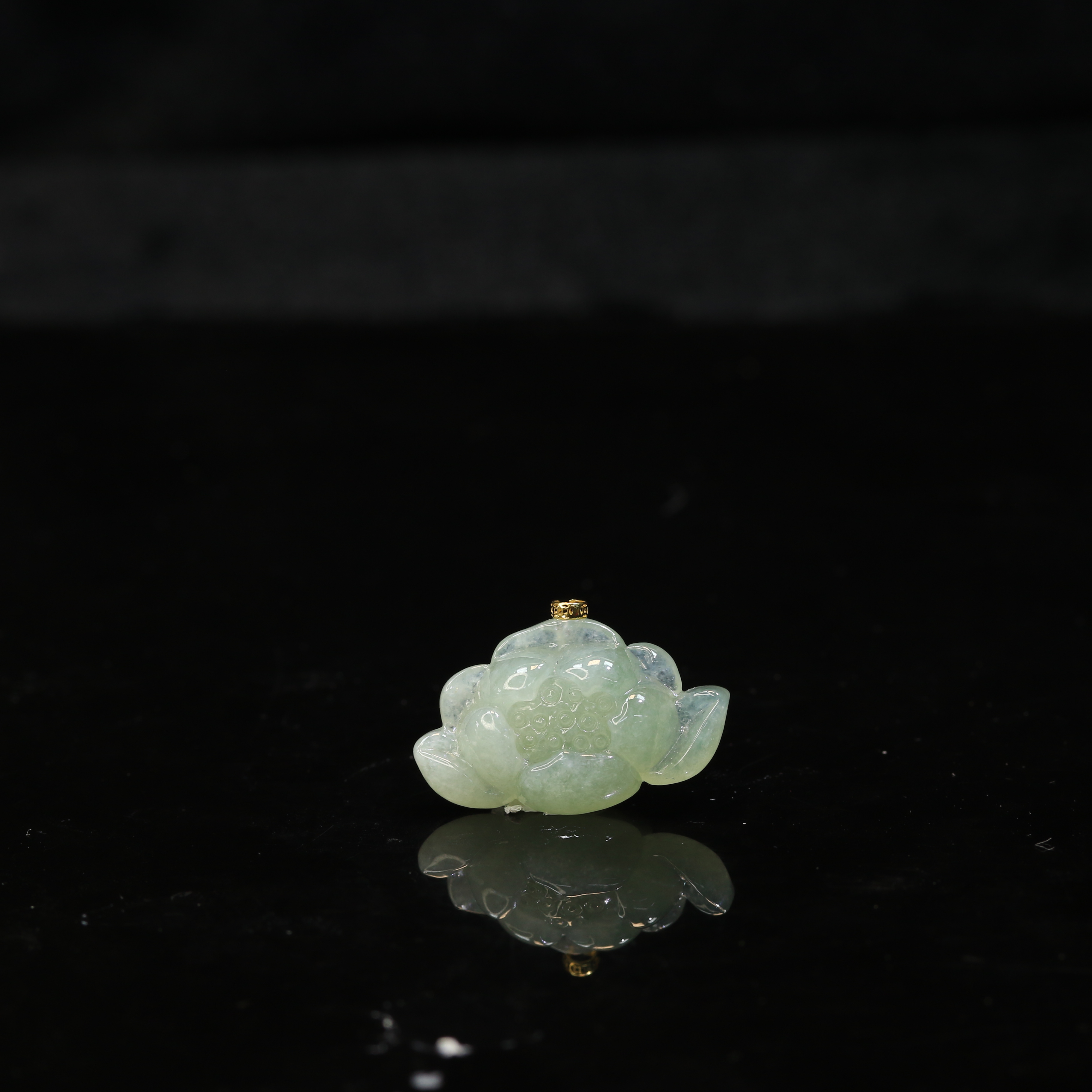 4天然缅甸翡翠A货18k莲花/100313/上海嘉禾拍卖