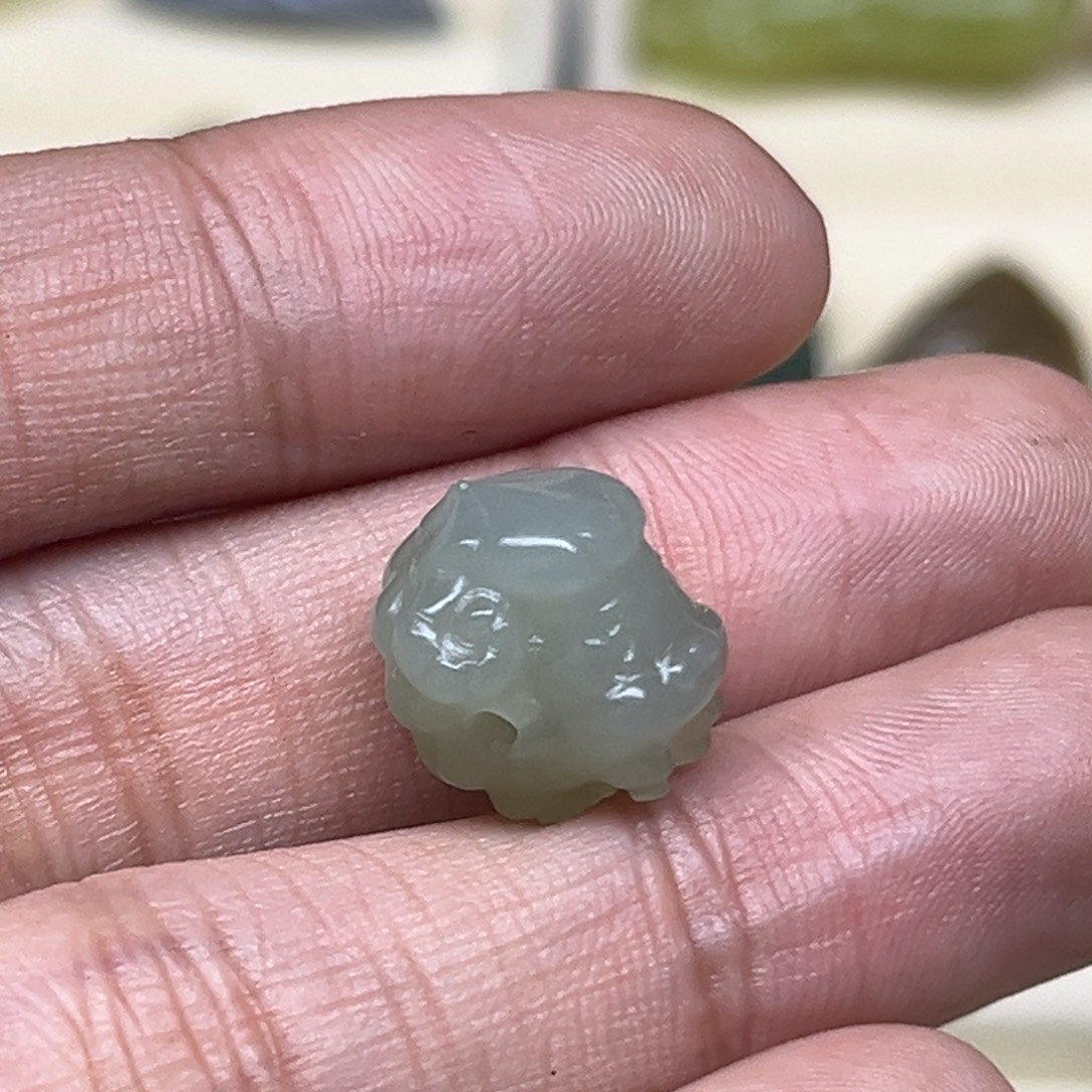 计***机和田玉未镶嵌珠宝半成品