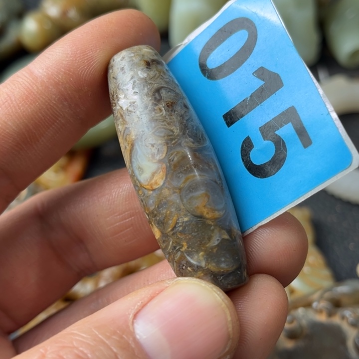 玛瑙/玉髓颈饰合金