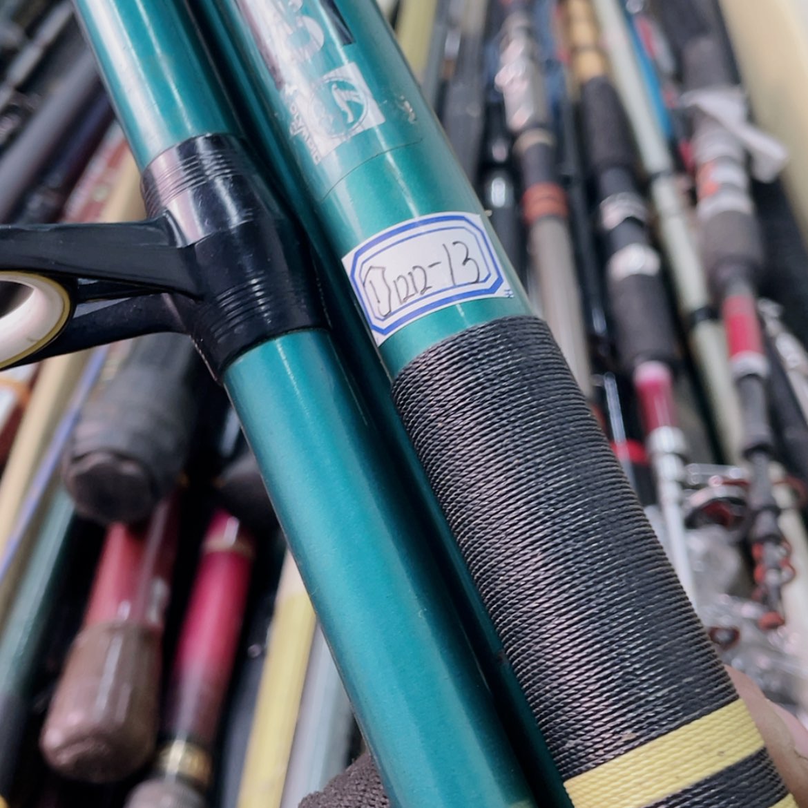 【闪购商品】钓鱼竿微瑕疵孤品