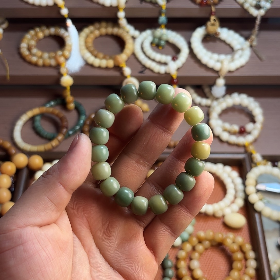 吊坠菩提根/象牙果