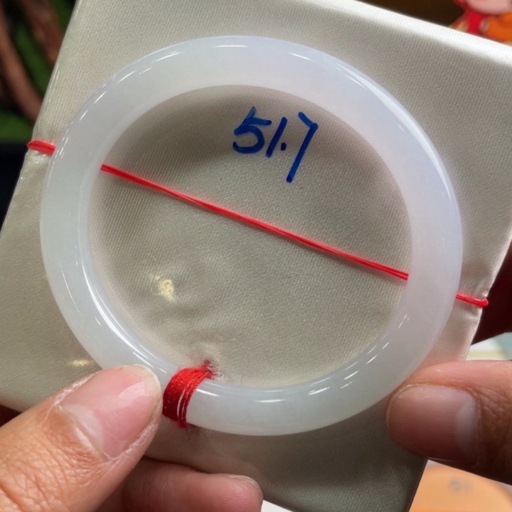 翡翠手镯未镶嵌缅甸翡翠手镯13