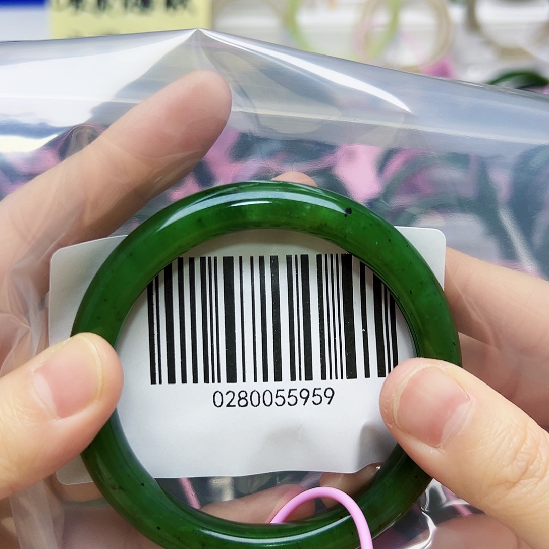 和田玉（碧玉）未镶嵌手镯