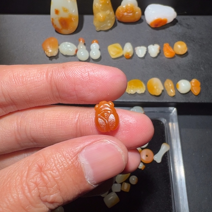 和田玉颈饰未镶嵌舍*