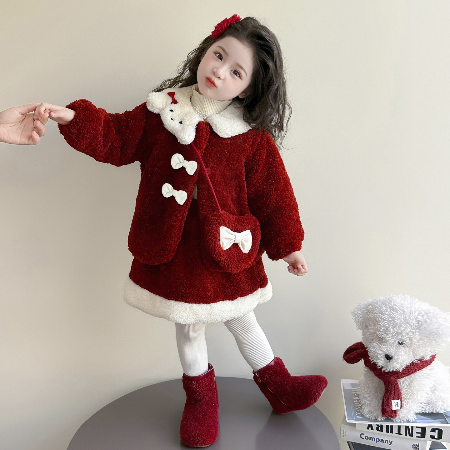 女童秋冬套装夹棉外套裙子洋气女宝宝红色周岁礼服冬季保暖拜年服