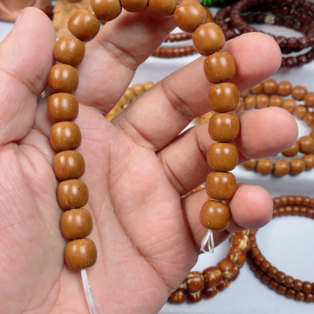 ****～紫金鼠手串老型11