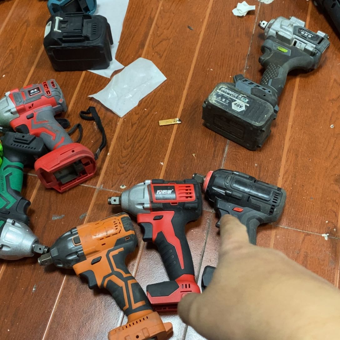 扳手好用A3口无电池随机一台