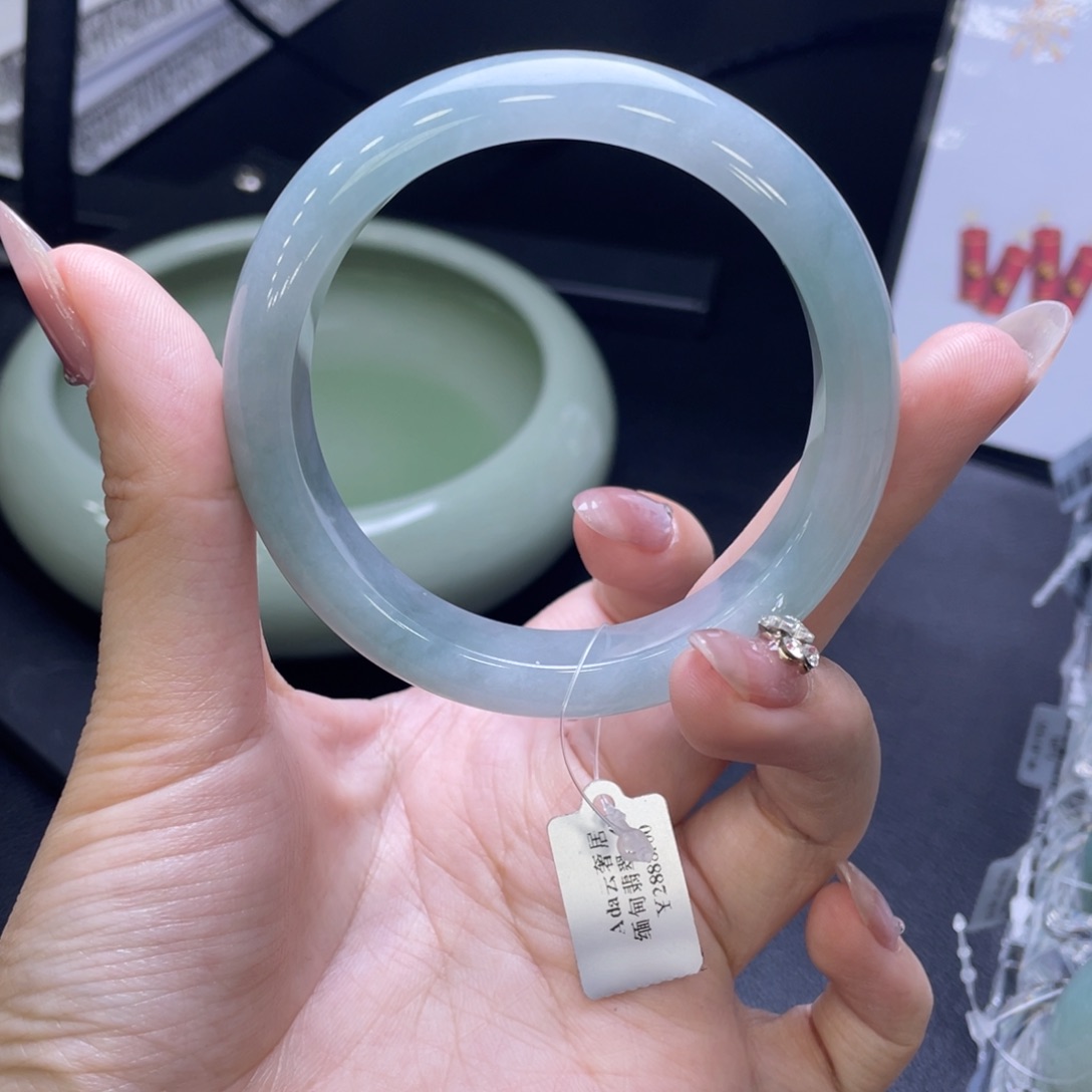 翡翠手镯未镶嵌111111111111