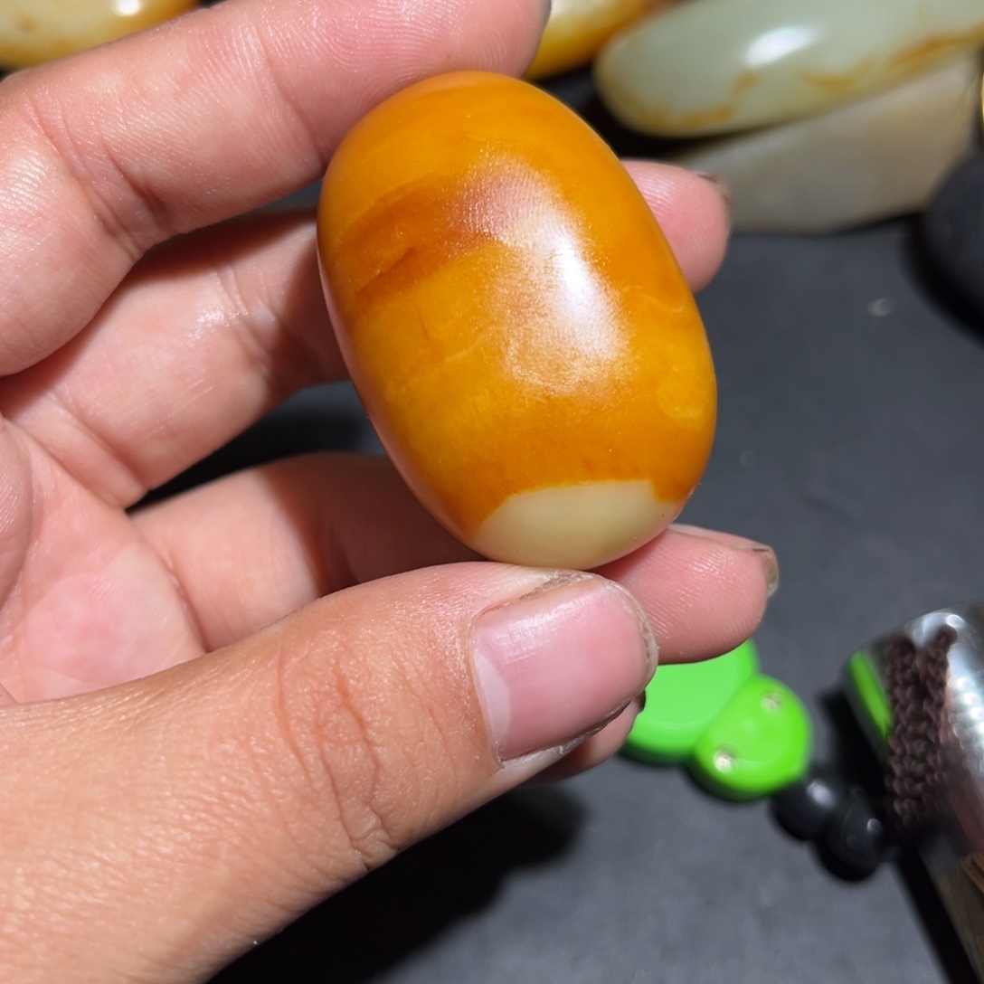 和田玉未镶嵌珠宝奇石