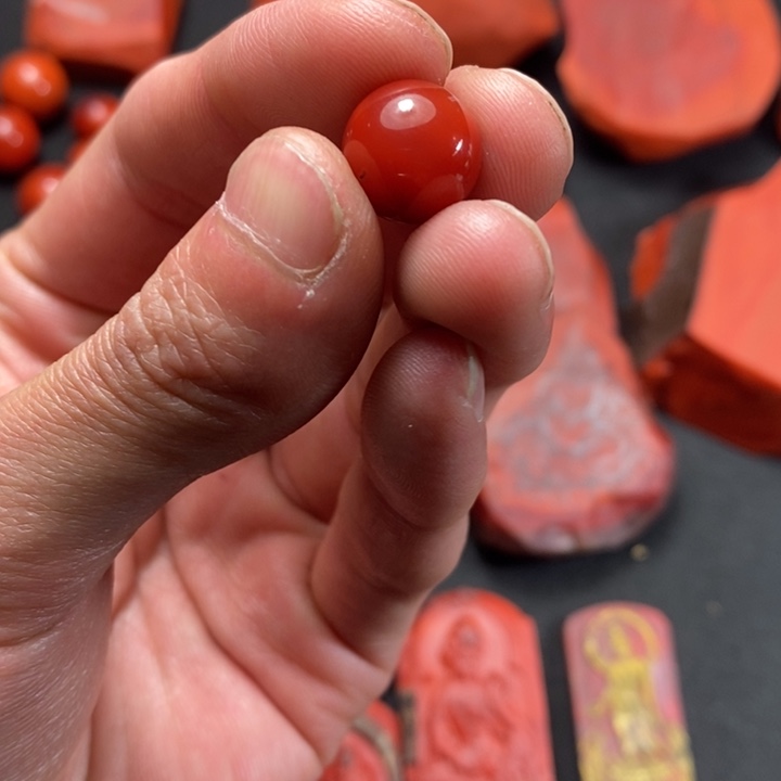 南红玛瑙未镶嵌圆珠听**语