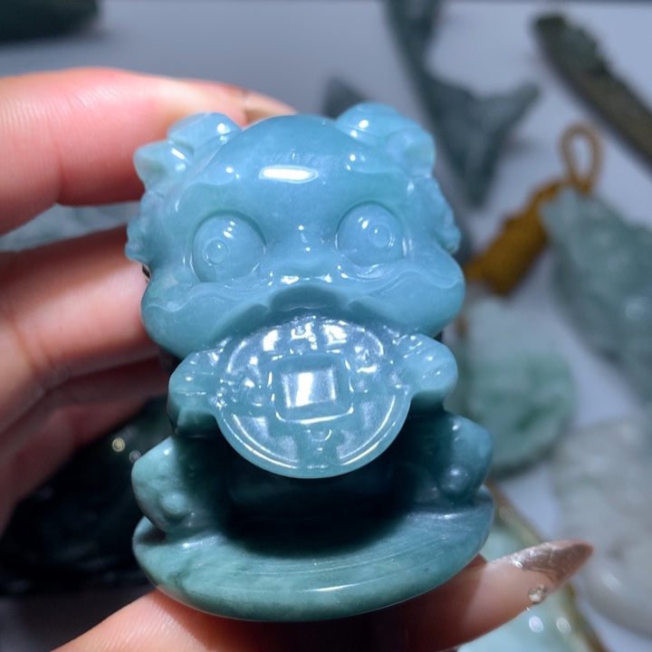 翡翠未镶嵌颈饰保真天然A货翡翠