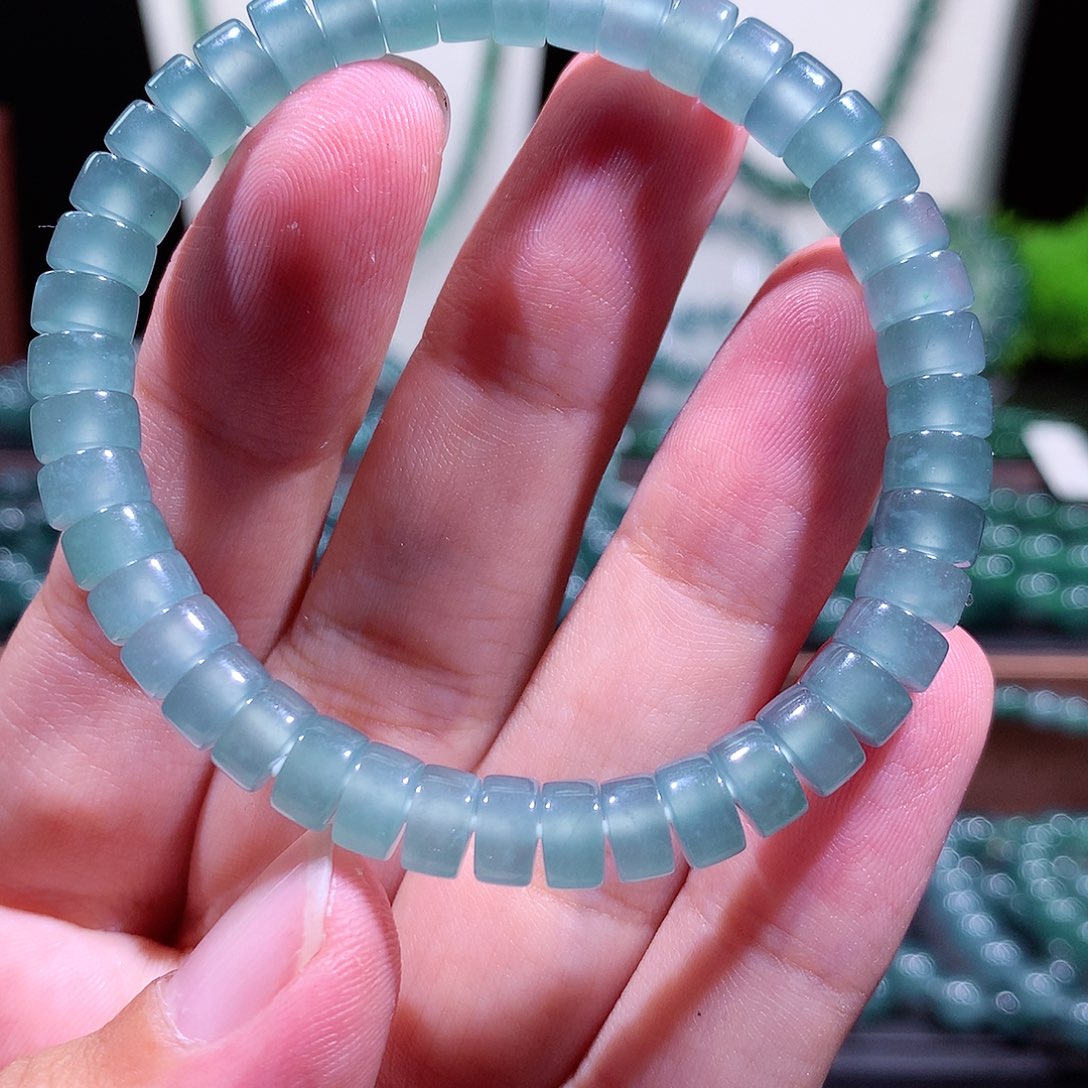 翡翠未镶嵌手链天然a货翡翠7